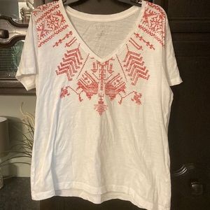 Large Lucky Brand t-shirt